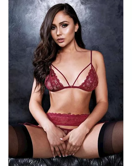 3 PieCe BRA GARTER AND CROTCHLESS GSTRING SET