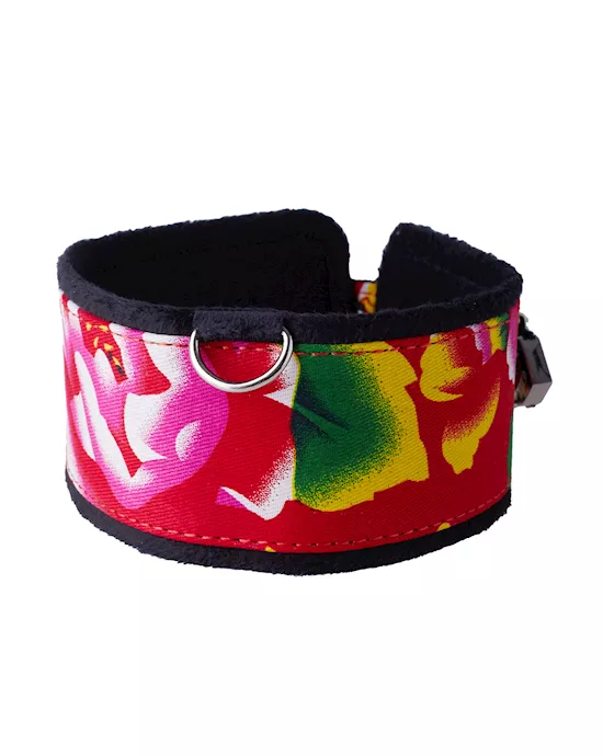 NorthEast Flower Pattern Collar