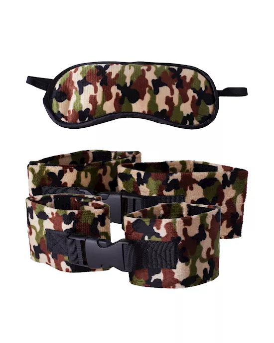 Camouflage Mask and Cuffs Set